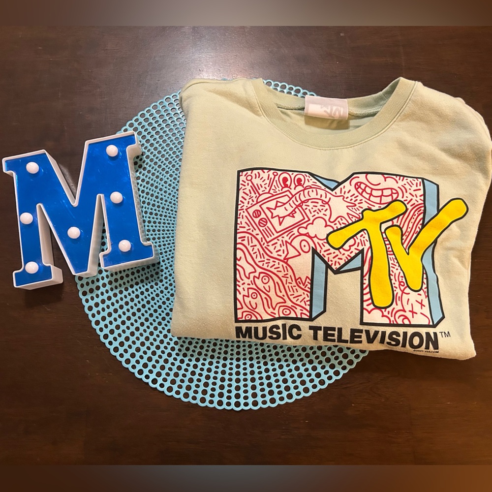 MTV Crew Neck Sweater Mint Green Medium Classic Logo Graphic on Front & Sleeve,
